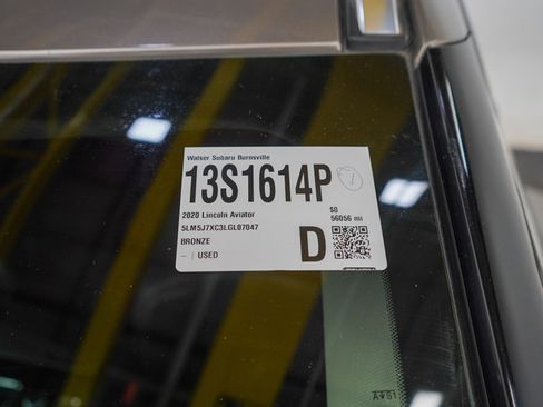 Used 2020 Lincoln Aviator Reserve w/ Equipment Group 202A image 29