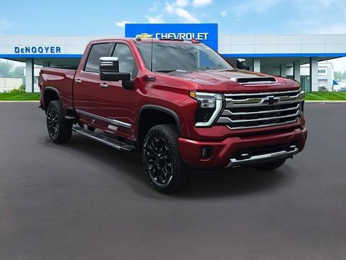 New 2026 Chevrolet Silverado 2500 High Country w/ LPO, Dark Essentials Package AWD/4WD image 5
