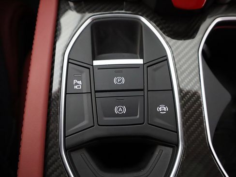 Used 2022 Lamborghini Urus image 57