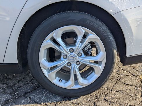 Certified 2023 Honda Accord LX image 31