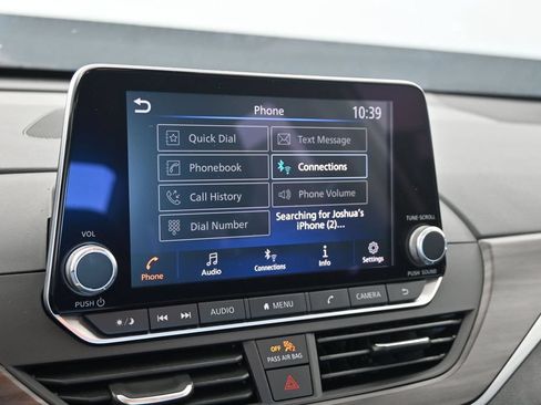 Used 2025 Nissan Altima 2.5 SV FWD image 24