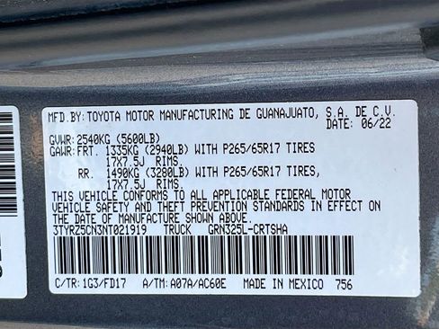 Used 2022 Toyota Tacoma TRD Sport w/ TRD Premium Sport Package RWD image 31