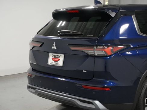 Used 2025 Mitsubishi Outlander SE AWD/4WD image 9