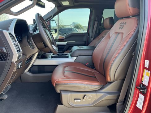 Used 2021 Ford F250 King Ranch w/ King Ranch Ultimate Package image 32