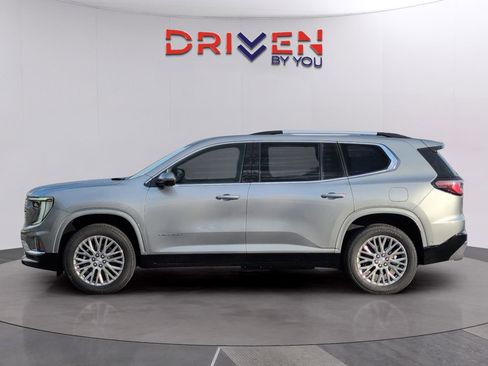 New 2026 GMC Acadia Denali w/ Super Cruise Package image 2