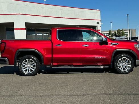 Used 2019 GMC Sierra 1500 SLT w/ SLT Premium Plus Package AWD/4WD image 6