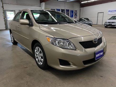 Used 2009 Toyota Corolla XLE FWD image 6