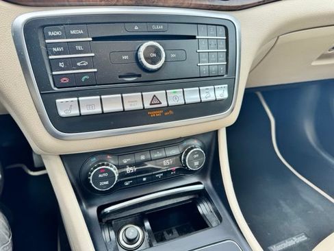 Used 2018 Mercedes-Benz GLA 250 4MATIC image 20