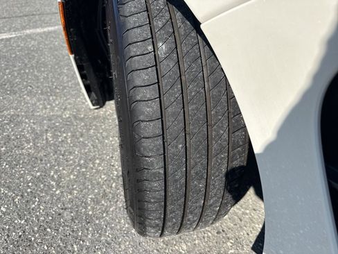 Used 2025 Toyota GR86 Base image 27