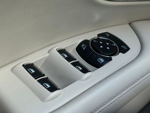 Used 2018 Lincoln MKZ Reserve image 27