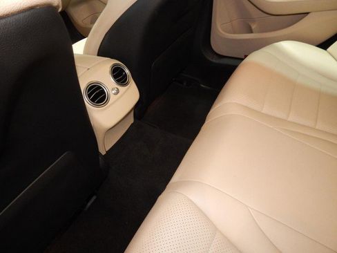 Used 2020 Mercedes-Benz C 300 4MATIC Sedan w/ Premium Package image 34