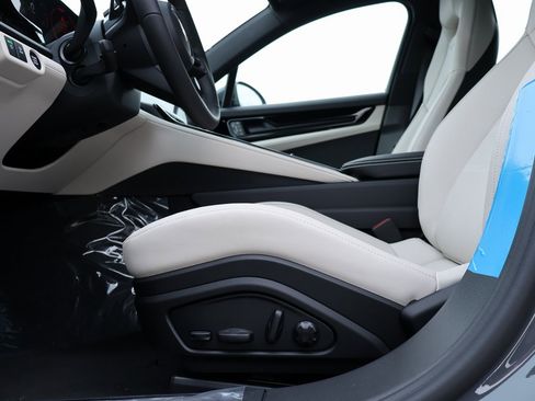 New 2026 Porsche Panamera image 35