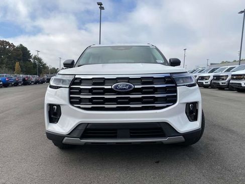 New 2026 Ford Explorer Active image 8