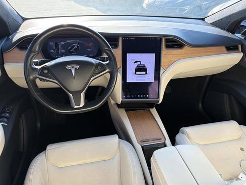 Used 2021 Tesla Model X Long Range AWD/4WD image 10