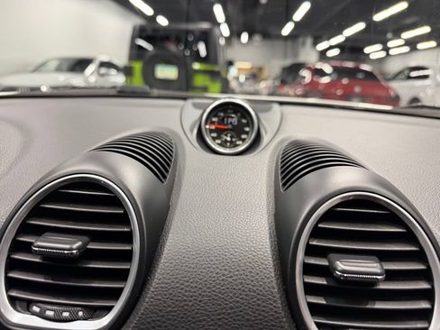Used 2019 Porsche 718 Cayman S RWD image 36
