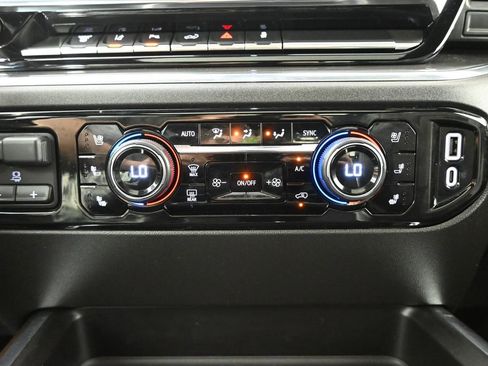 Used 2024 Chevrolet Silverado 3500 High Country w/ High Country Premium Package AWD/4WD image 30