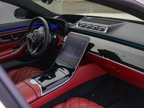 Used 2023 Mercedes-Benz S 580 4MATIC Sedan image 57