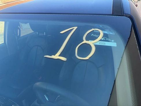 Used 2017 Chrysler Pacifica Touring image 34