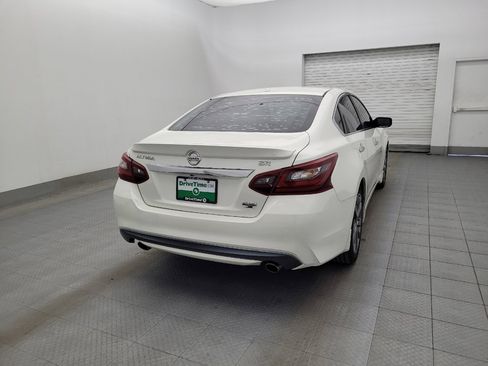 Used 2018 Nissan Altima 2.5 SR w/ SR Special Edition image 7