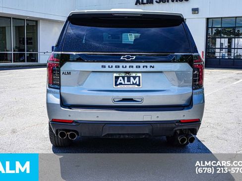 Used 2025 Chevrolet Suburban Z71 AWD/4WD image 11