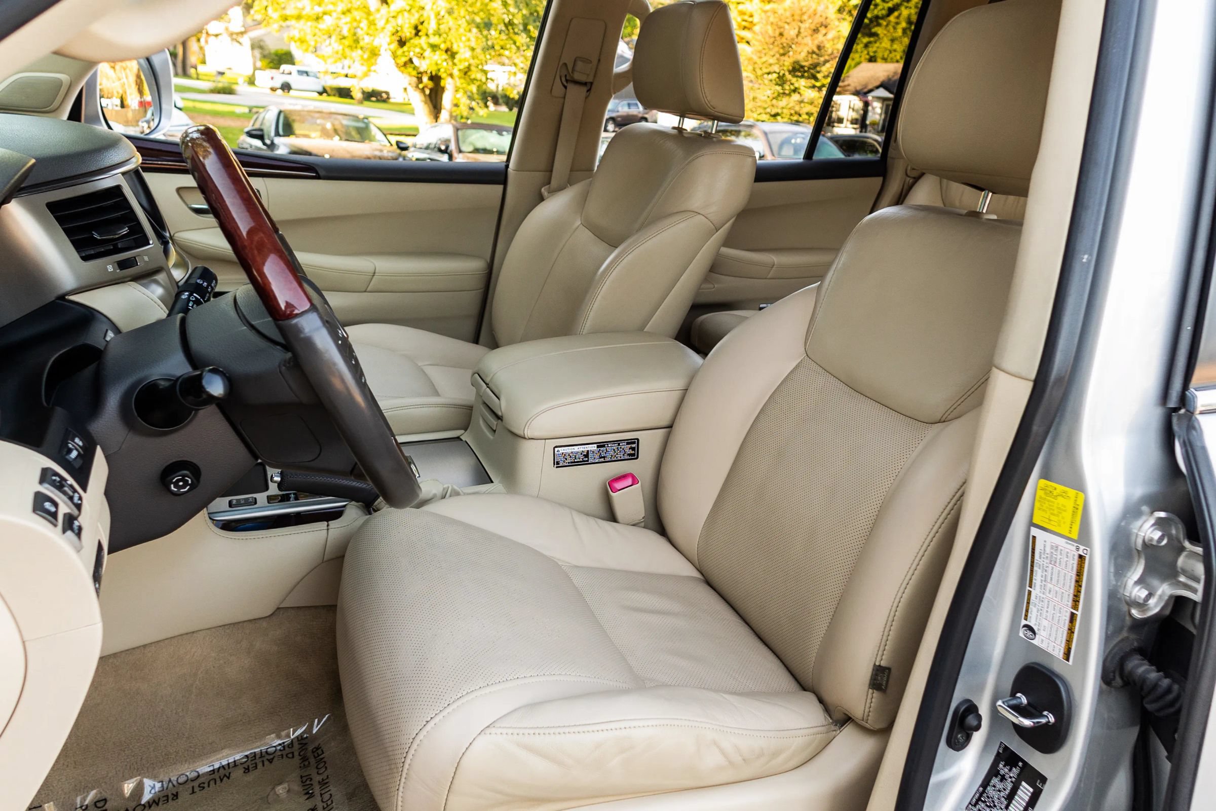 Used 2013 Lexus LX 570 4WD image 14