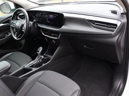 Used 2025 Buick Encore GX Preferred image 10