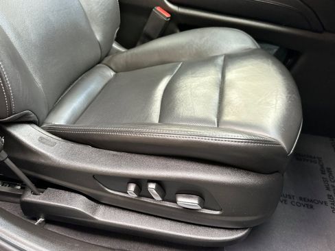 Certified 2024 Cadillac XT6 Premium Luxury image 25