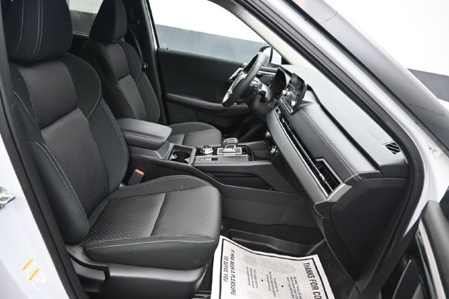 Used 2024 Mitsubishi Outlander ES AWD/4WD image 11
