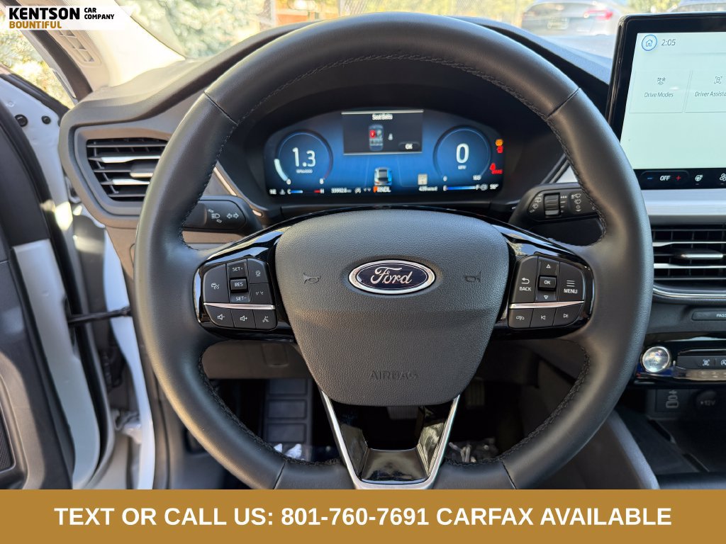 Used 2025 Ford Escape Platinum AWD/4WD image 15