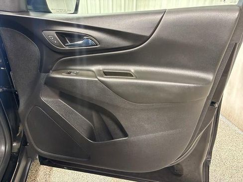Used 2023 Chevrolet Equinox LT image 20