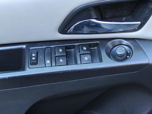 Used 2016 Chevrolet Cruze LT FWD image 13