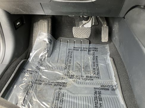 Certified 2024 Honda HR-V LX image 17