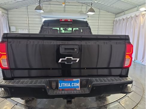 Used 2017 Chevrolet Silverado 1500 LTZ Z71 w/ LTZ Plus Package image 7