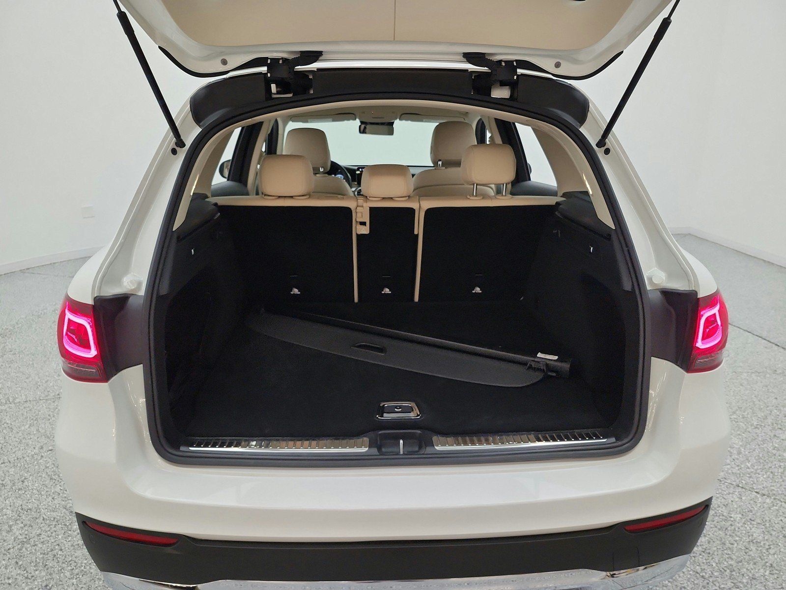 Used 2022 Mercedes-Benz GLC 300 image 18