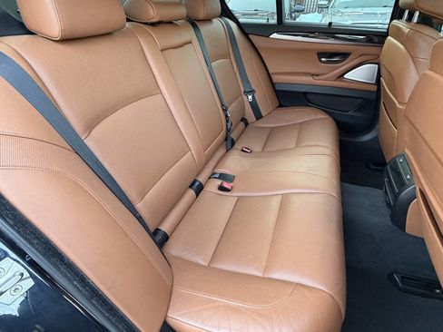 Used 2016 BMW 550i xDrive Sedan image 18