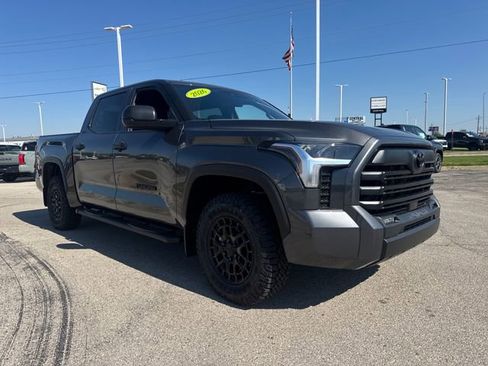 New 2026 Toyota Tundra SR5 AWD/4WD image 8