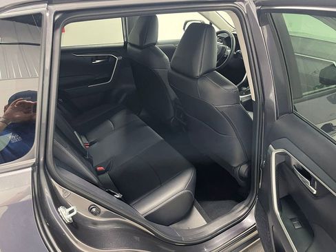 Used 2025 Toyota RAV4 XLE Premium w/ Weather Package AWD/4WD image 20