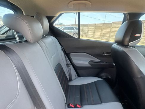 Used 2024 Nissan Kicks SR w/ SR Premium Package FWD image 35
