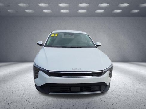 Used 2025 Kia K4 EX FWD image 2