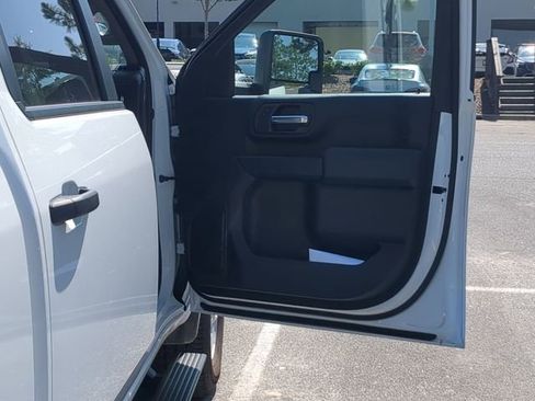 New 2025 GMC Sierra 2500 Pro image 40