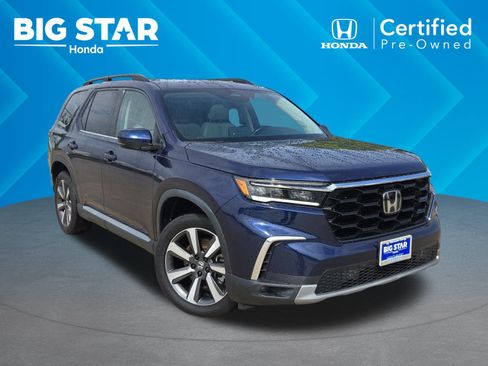 Used 2024 Honda Pilot Touring image 1