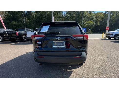 Used 2023 Toyota RAV4 XLE image 3