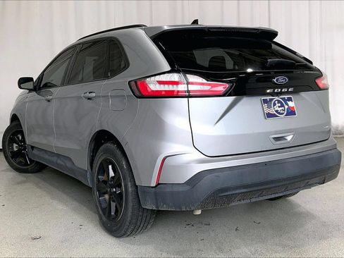 Used 2023 Ford Edge SE AWD/4WD image 5