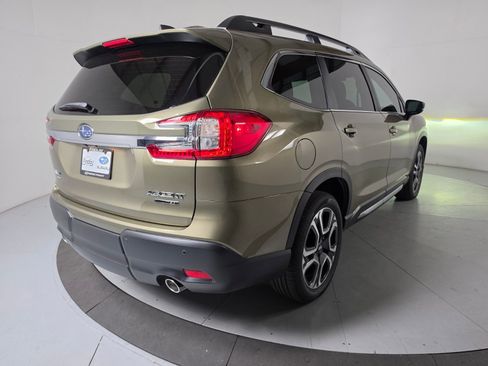 New 2026 Subaru Ascent Limited image 5