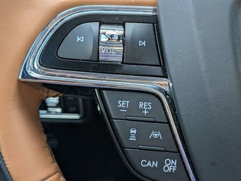 Used 2023 Lincoln Nautilus Black Label w/ Class II Trailer Tow Package image 27