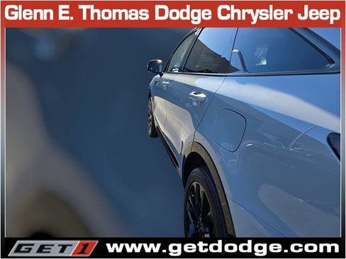 Used 2023 Kia Sorento SX image 12