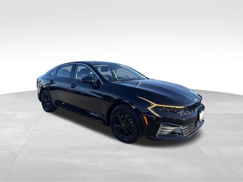Certified 2025 Kia K5 LXS FWD image 4