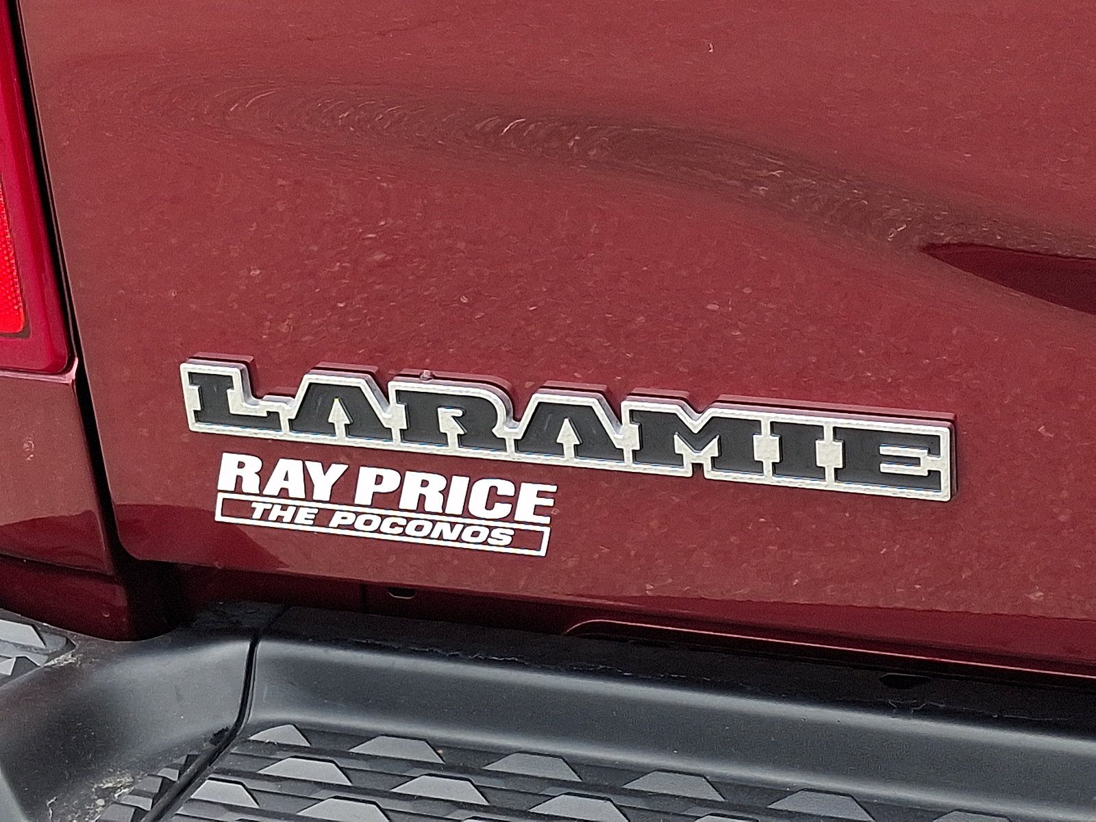 Used 2024 RAM 3500 Laramie AWD/4WD image 32