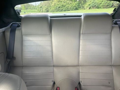 Used 2010 Ford Mustang Premium image 14