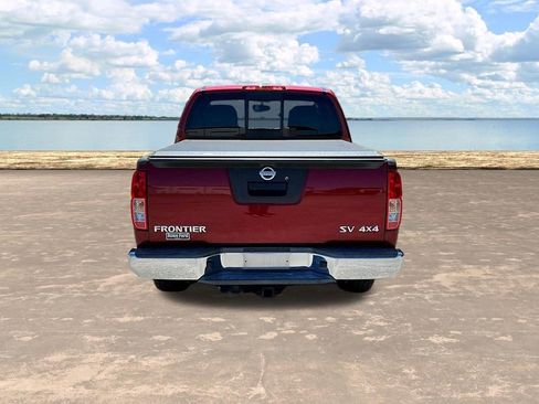 Used 2018 Nissan Frontier SV AWD/4WD image 12